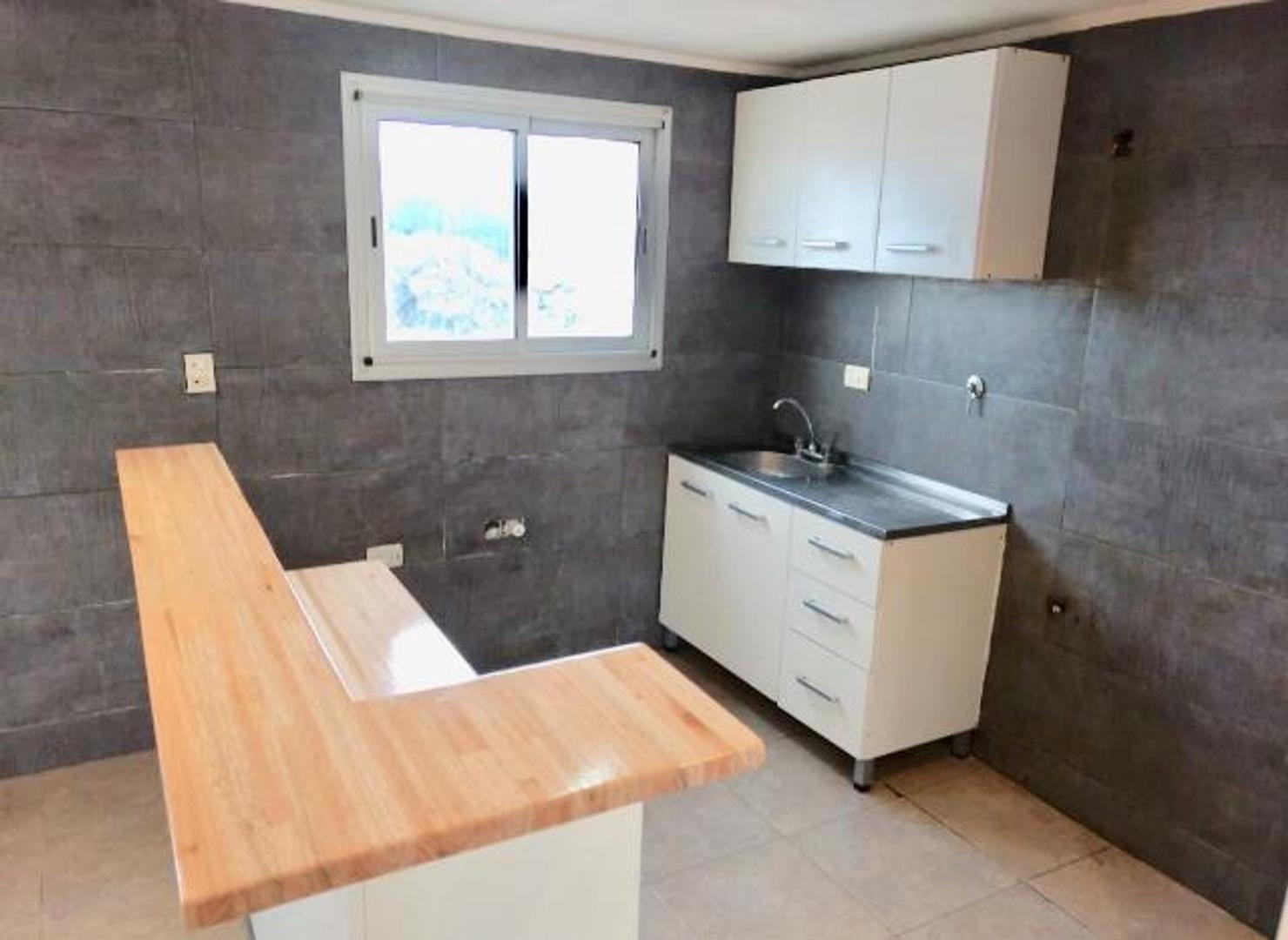 Av. Independencia 3400