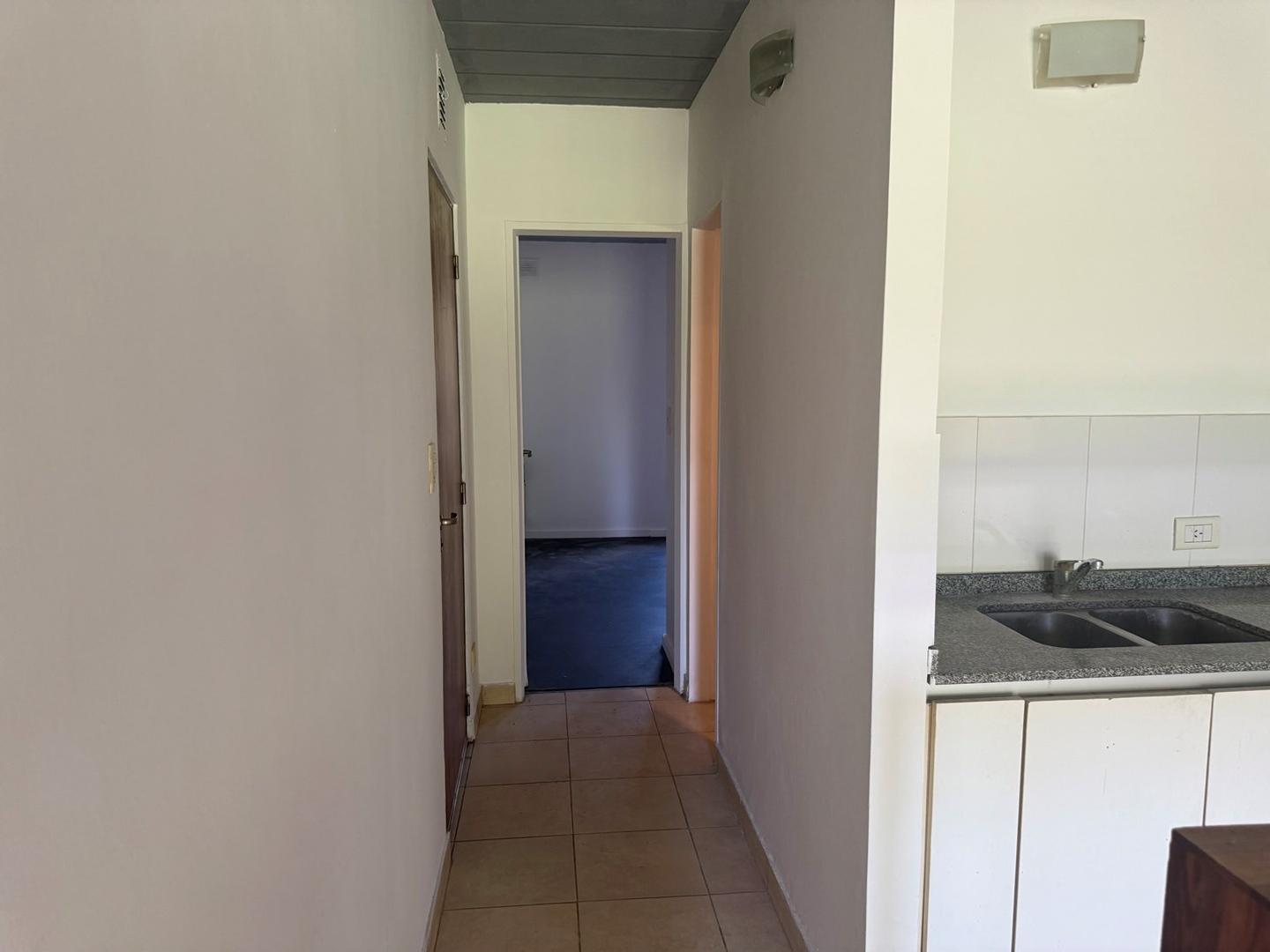 Departamento en Venta en Aparts del Pinazo, USD 87.000