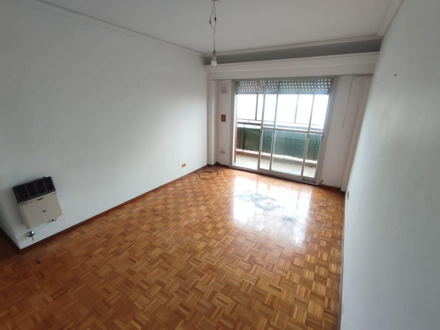 Avenida Salvador María Del Carril 3200, Piso 6
