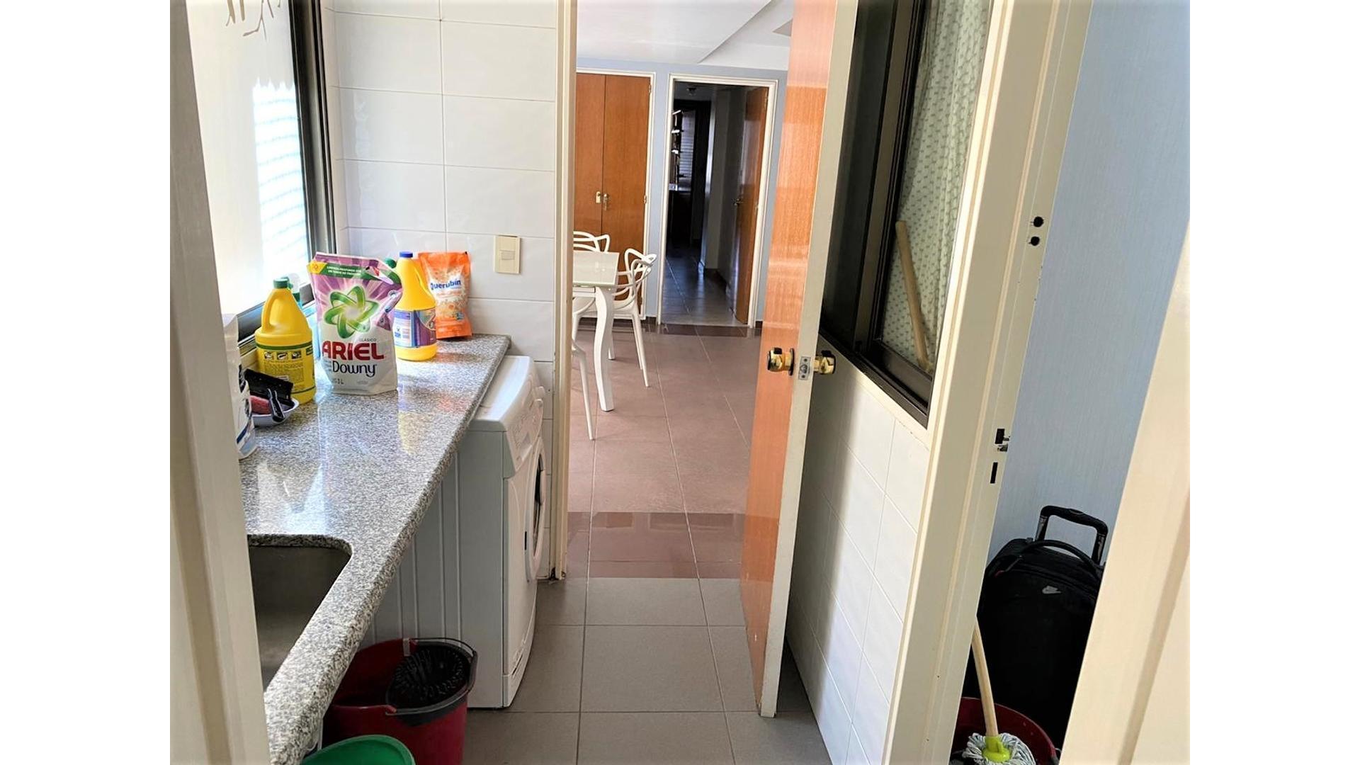 Departamento en Venta con 2 cocheras