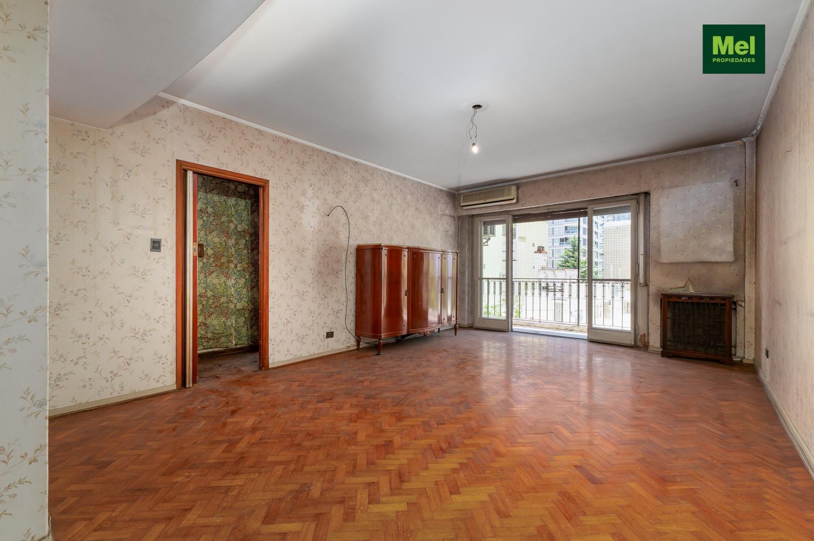 Jorge Luis Borges 2361 , Piso 5