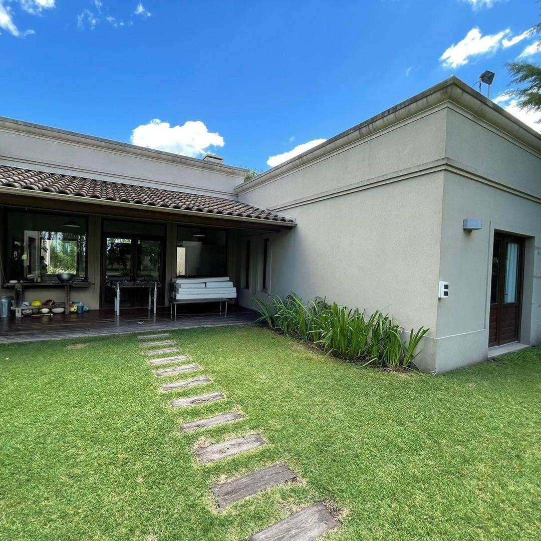 Casa en Venta en Los Puentes, USD 350.000