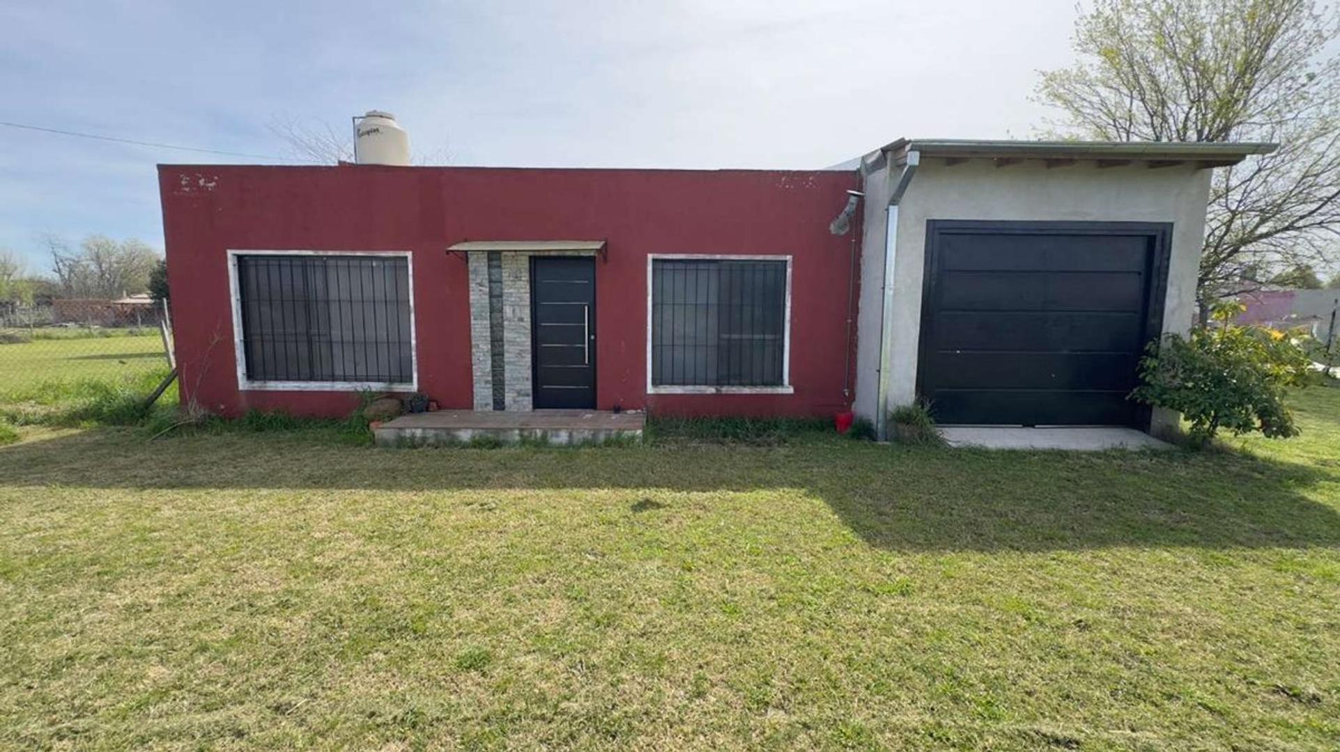 Casa 3 ambientes Venta en Pilar con pileta