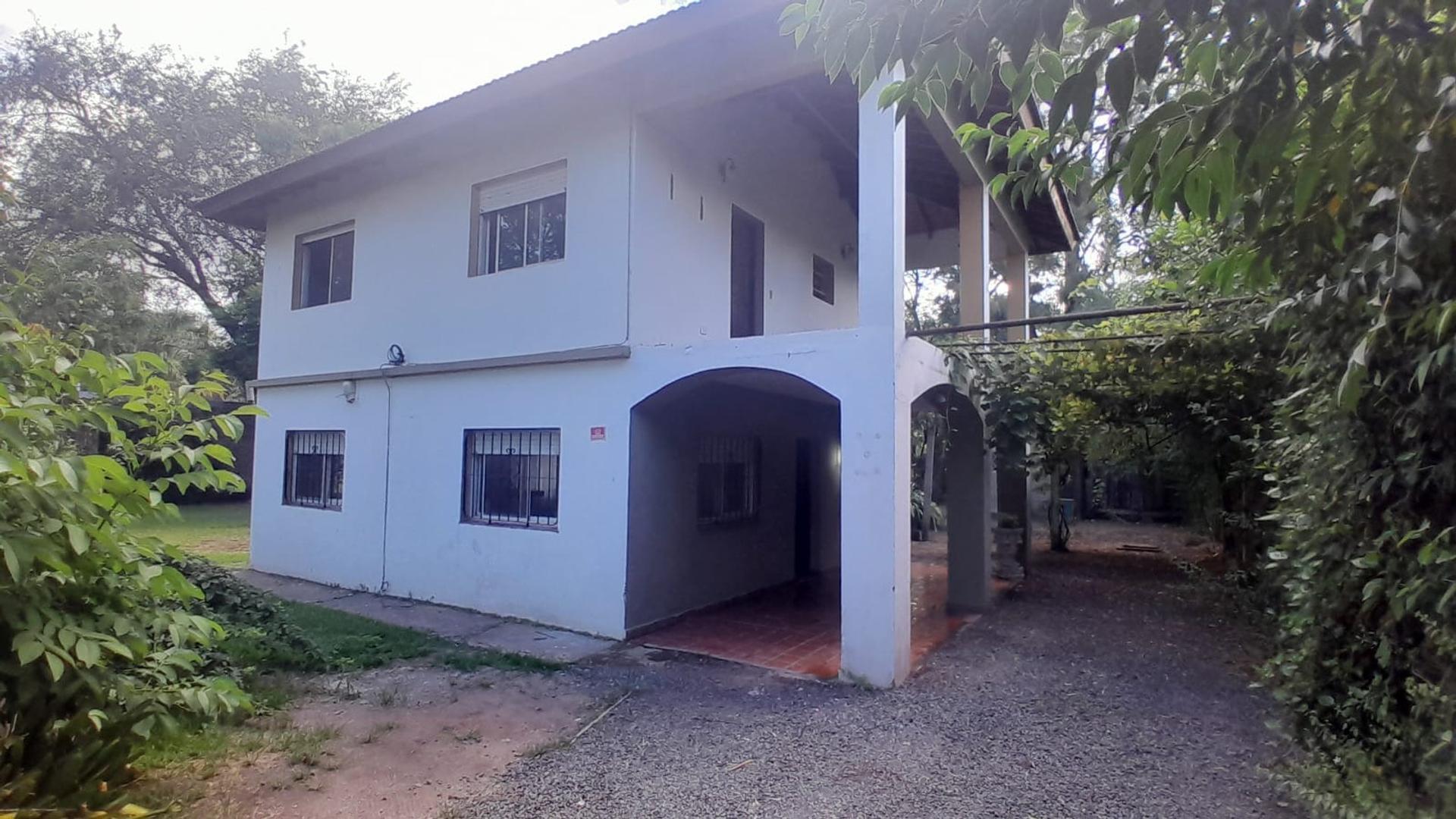 CASA EN ALQUILER DE TRES DORMITORIOS