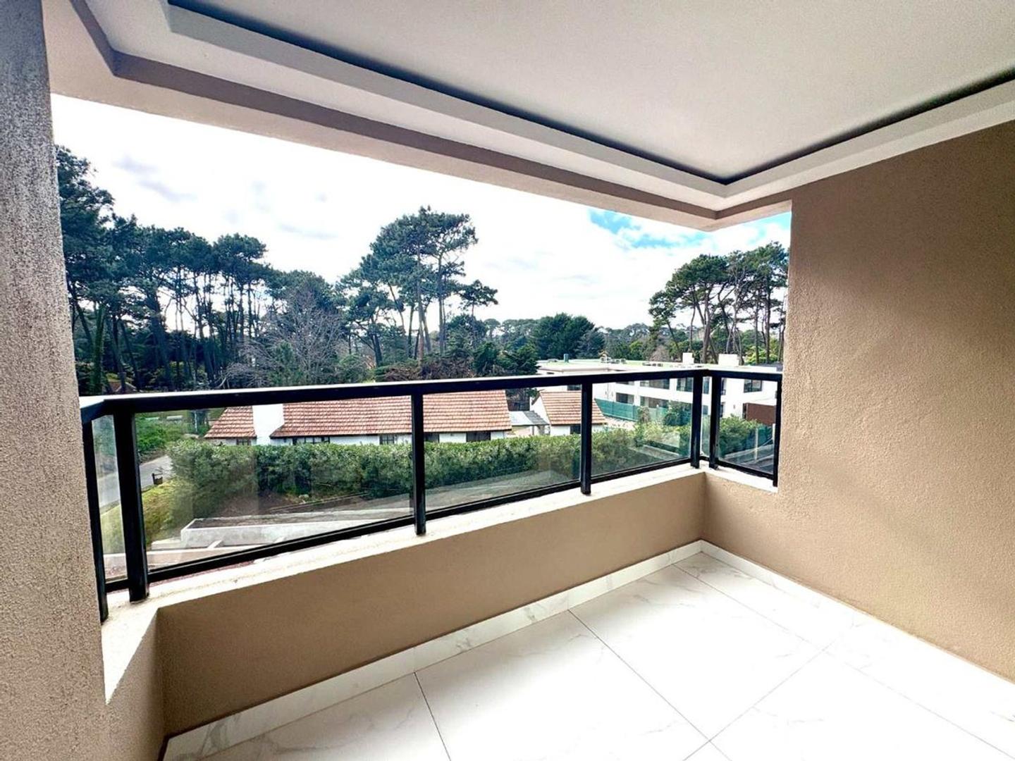 Departamento en Alquiler con 1 cocheras