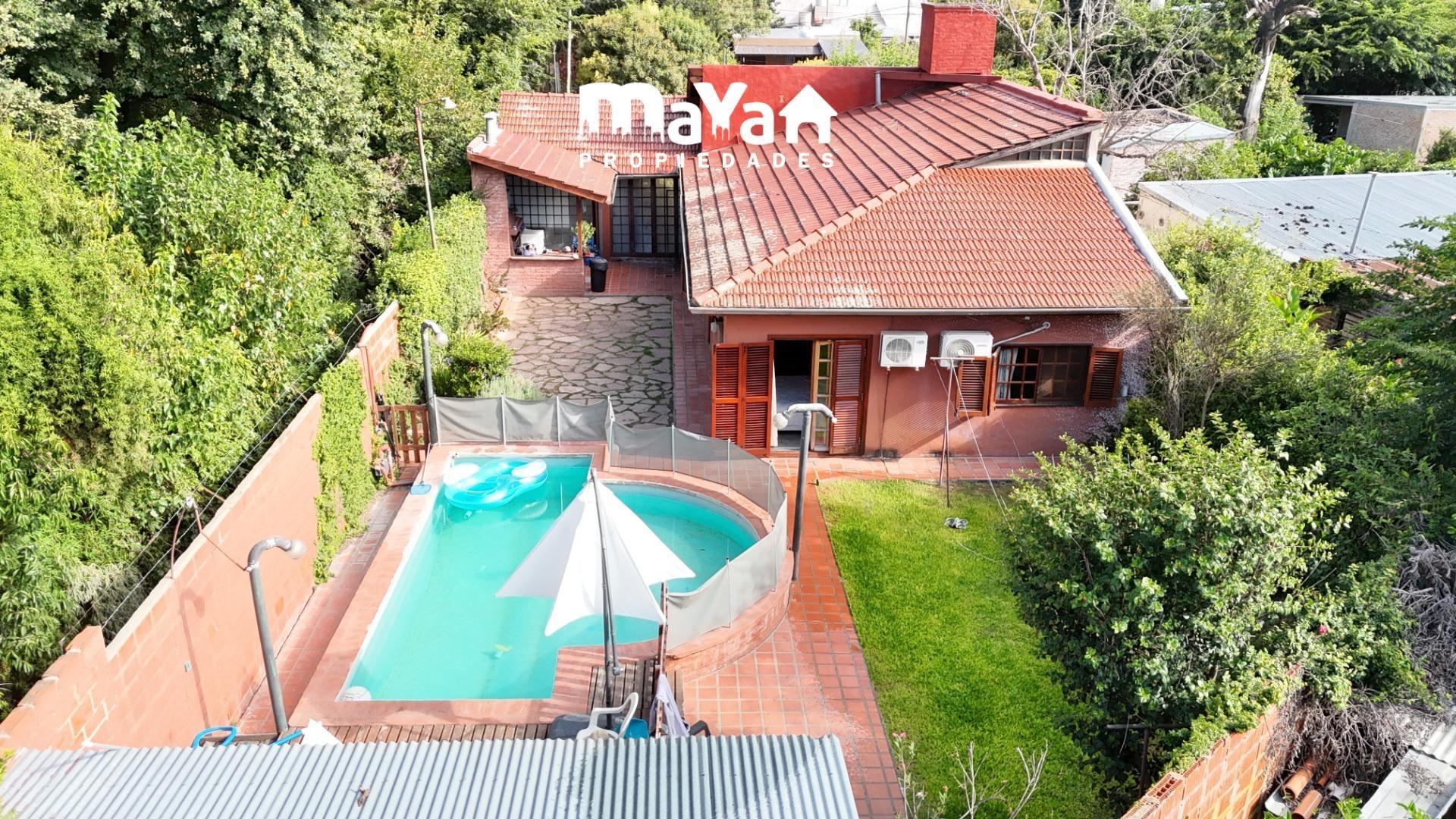 CASA EN VENTA - ESCOBAR