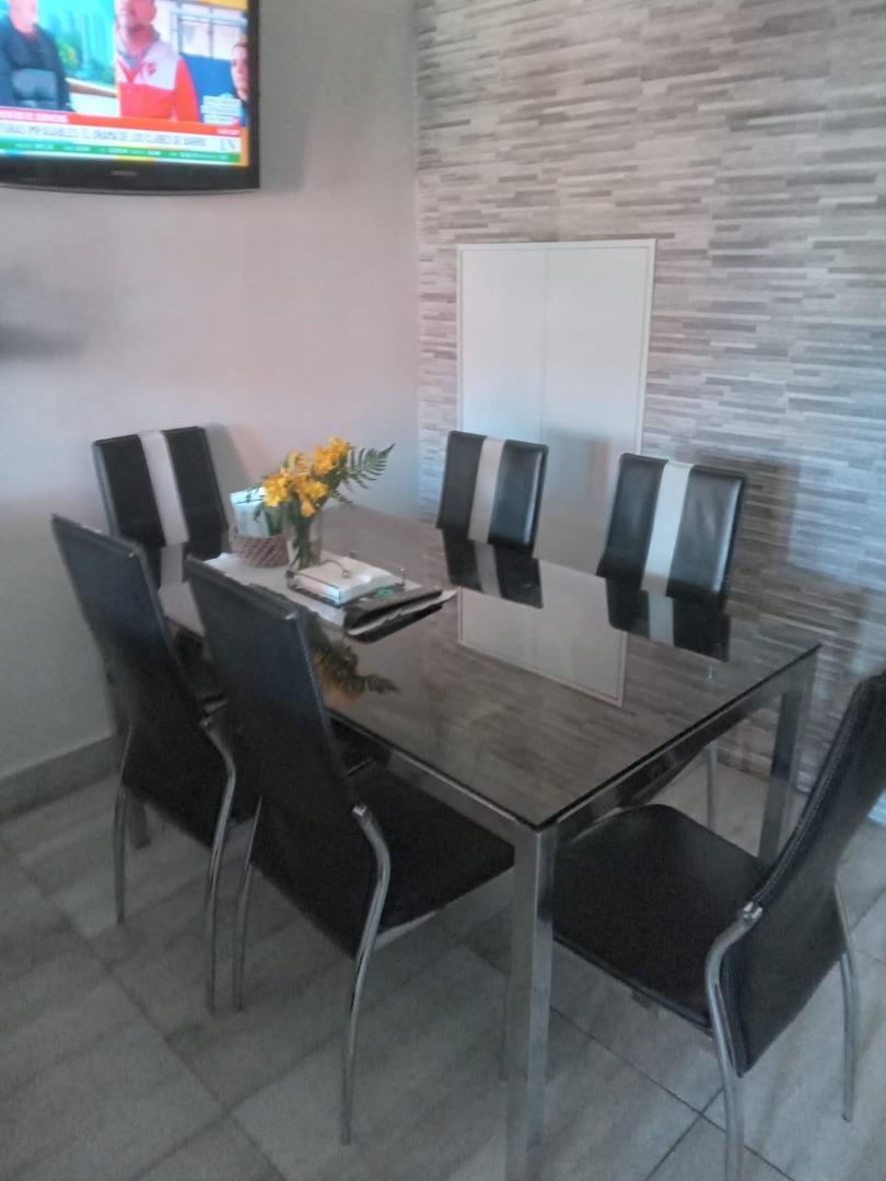 Casa 6 ambientes con 3 baños