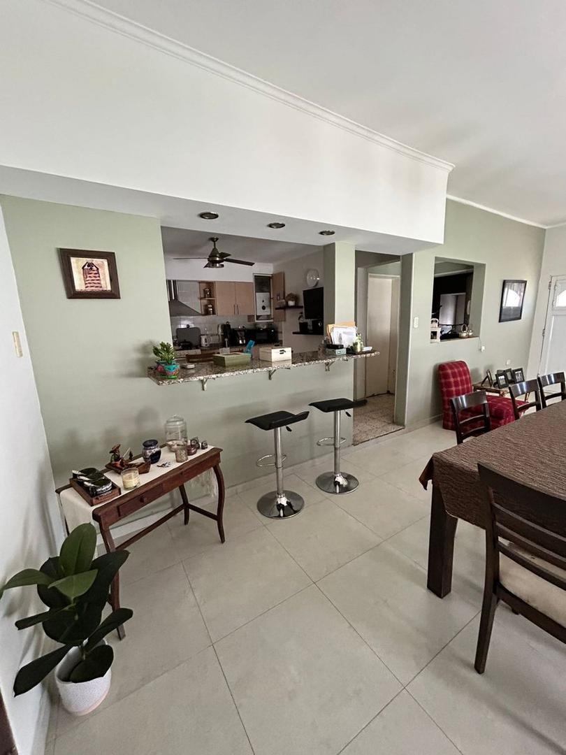 LUCIANO MOLINAS 3701 3700