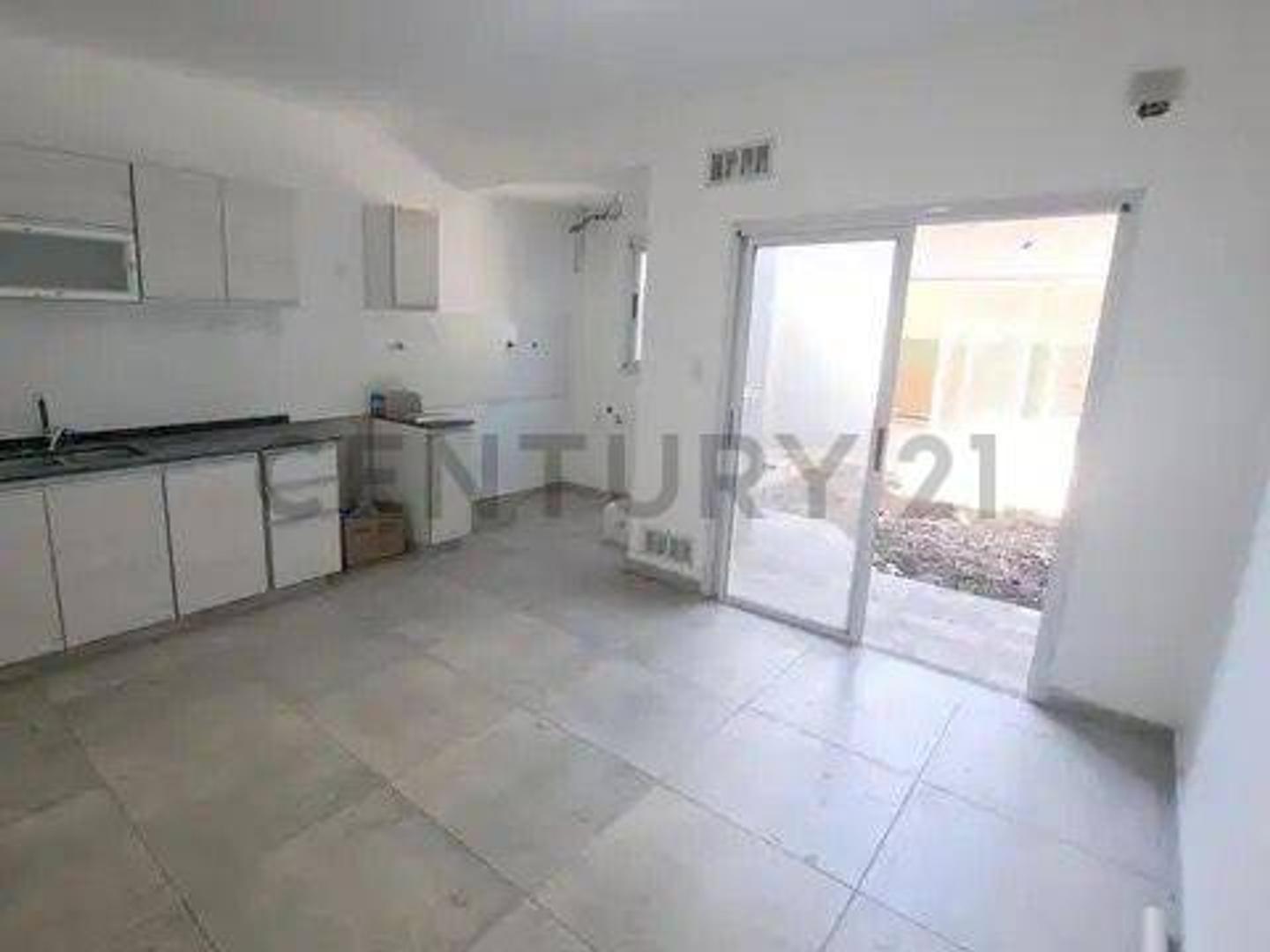 Casa en Venta en Temperley, USD 145.000