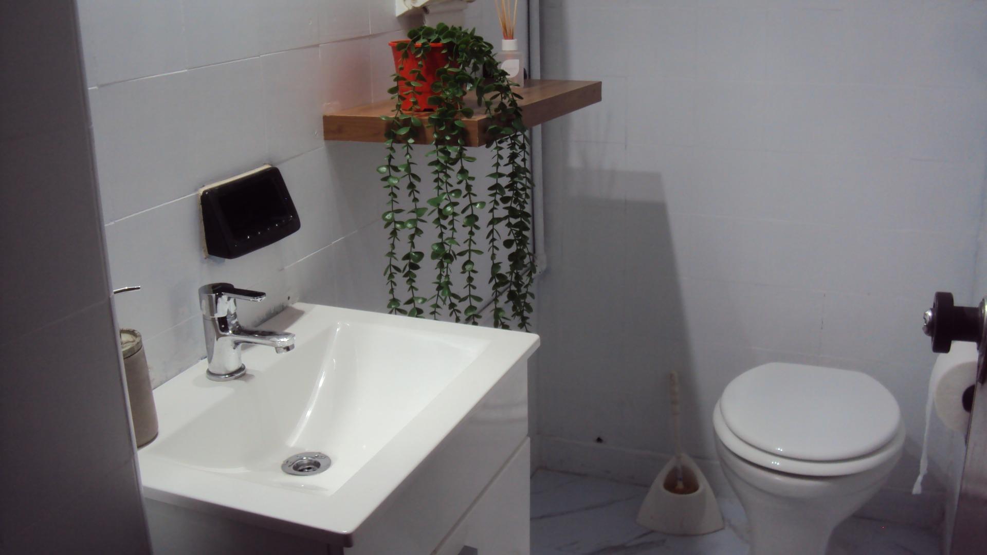 Oficina en Alquiler en Moron, $ 540.000