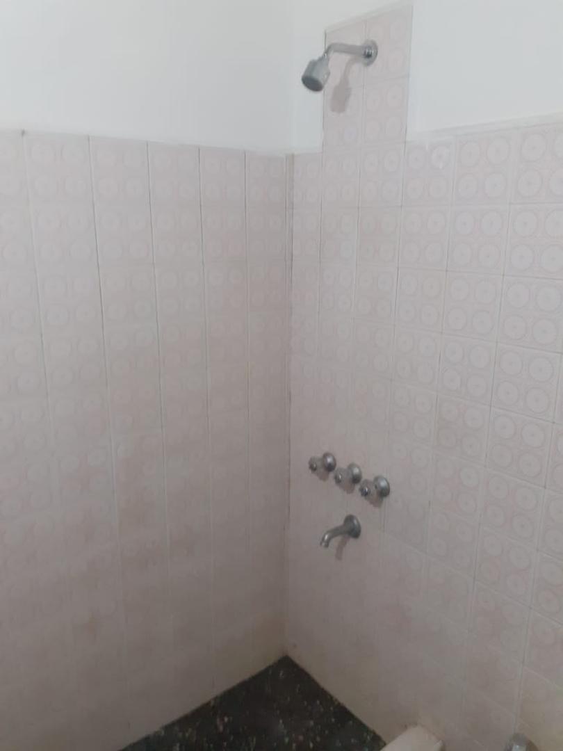 Depto Tipo Casa en Alquiler de 1 dormitorio