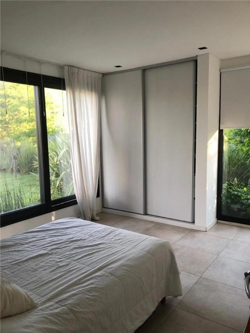 Casa en Venta en Bº Cº Everlinks Luján