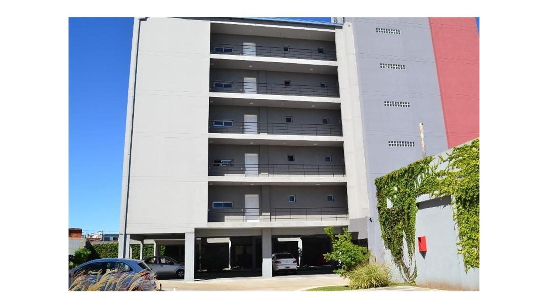 EXCELENTE DPTO DE 1 AMB CON BALCON Y COCH CUB, NUEVO, IMPEC.