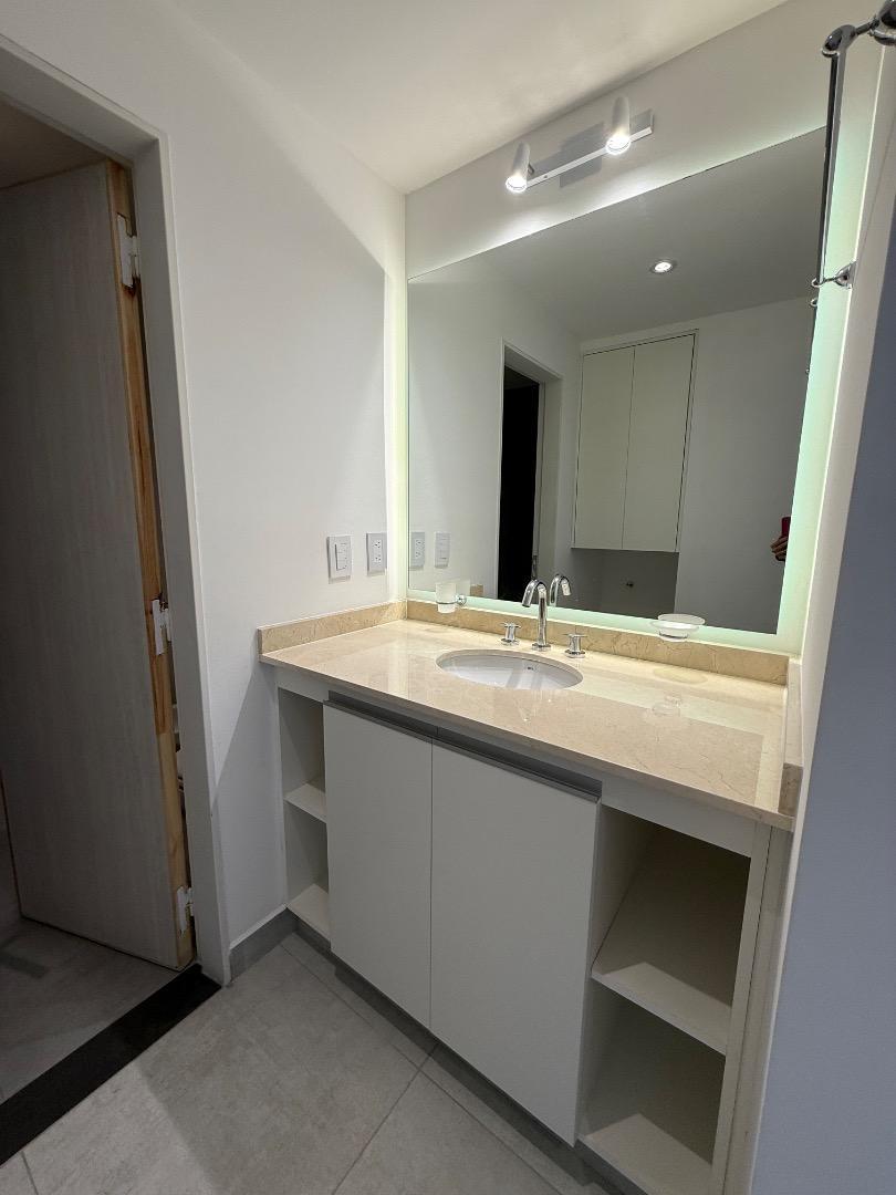 Mono A Estrenar En Calle 20 De Febrero 1400 , Piso 1