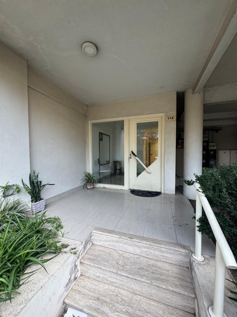 Chacabuco 100, Piso 1