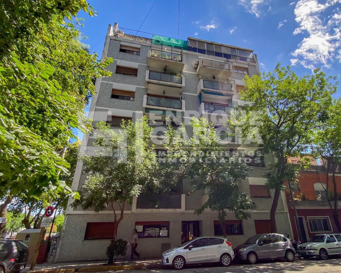 VENTA 3 AMBIENTES AL FRENTE BALCÓN MUY LUMINOSO Z/COLEGIALES