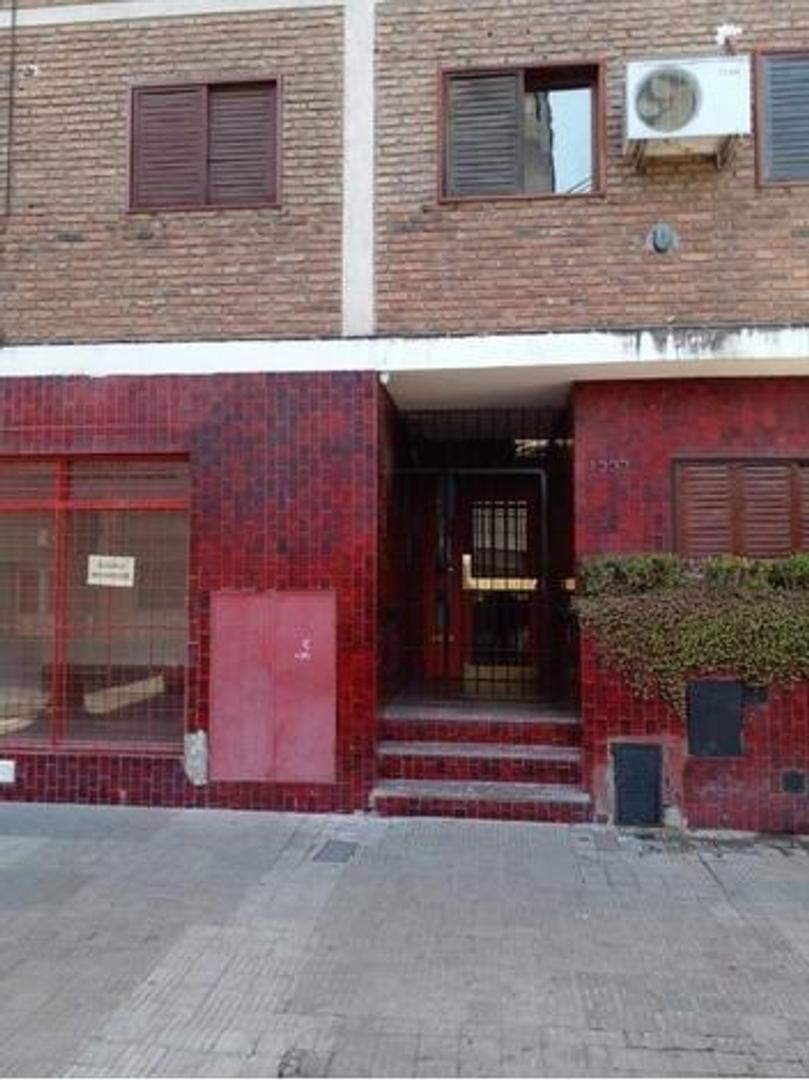 Pasco 1333 , Piso PB