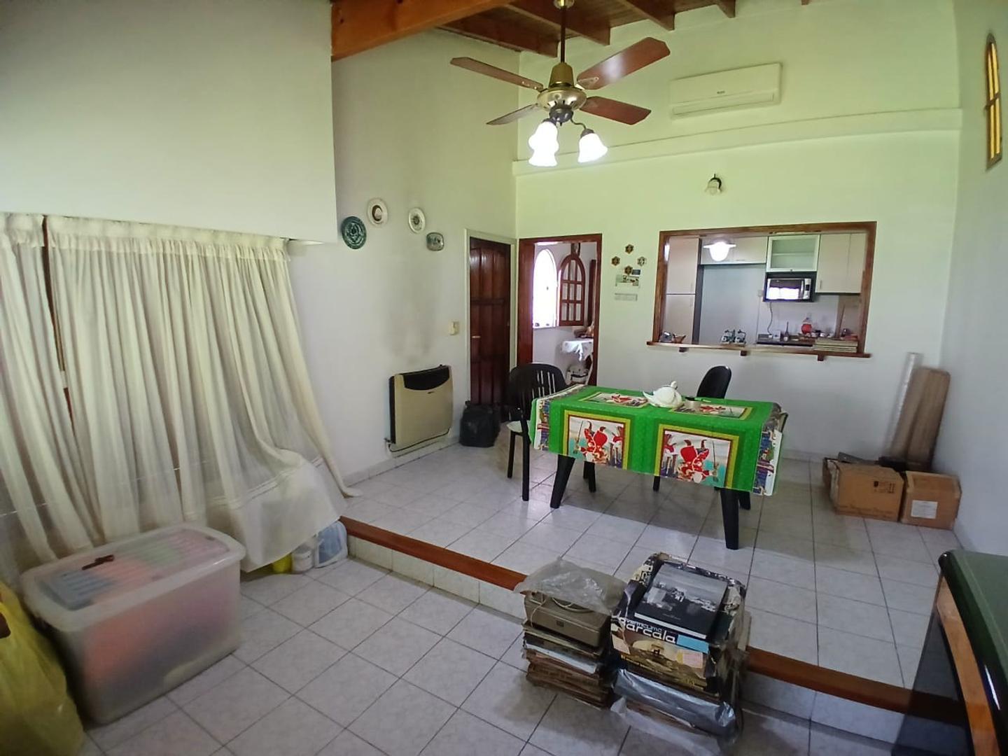 CASA DE 4 AMB RAMOS MEJIA - VENTA