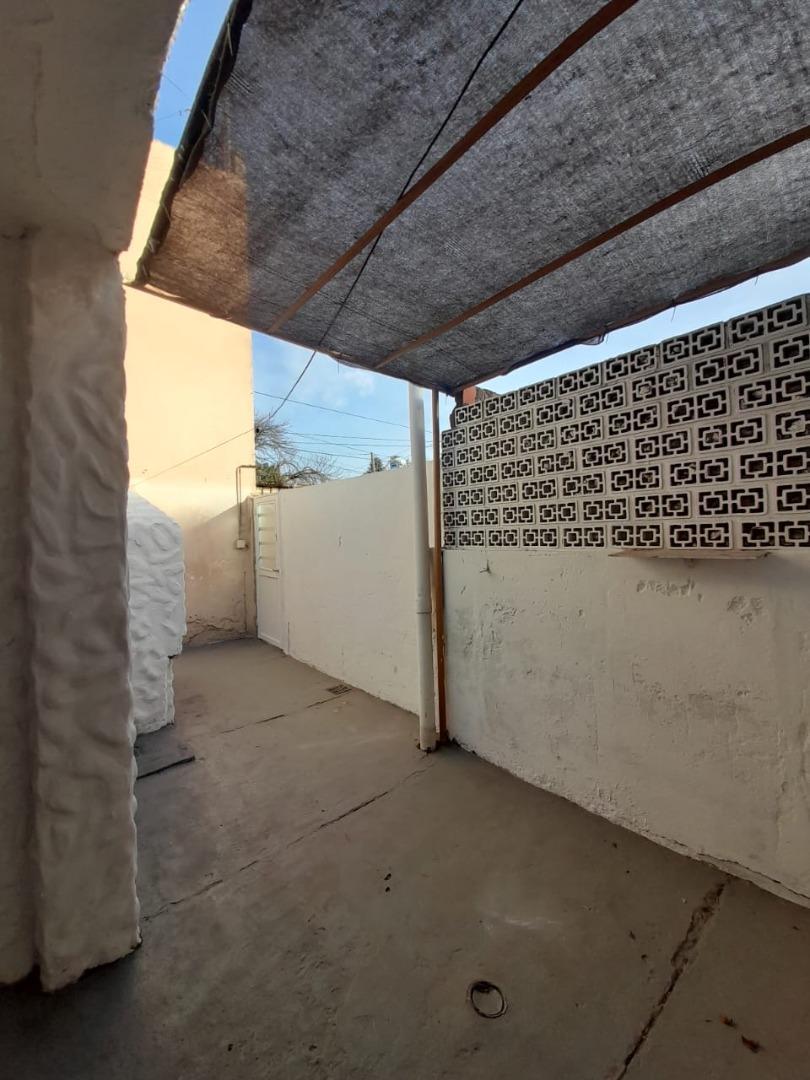 Casa en Alquiler de 1 dormitorio