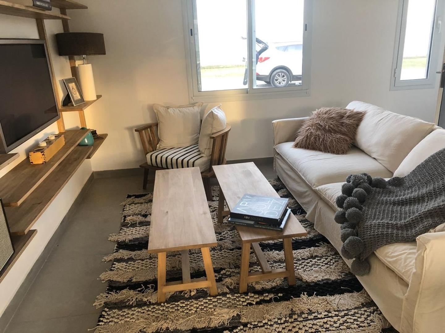 Casa en Venta en Garin, USD 150.000