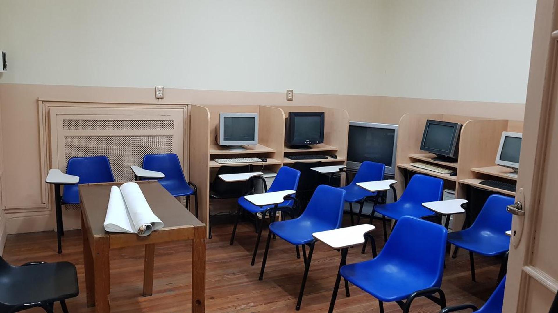 Oficina en Venta 70 años