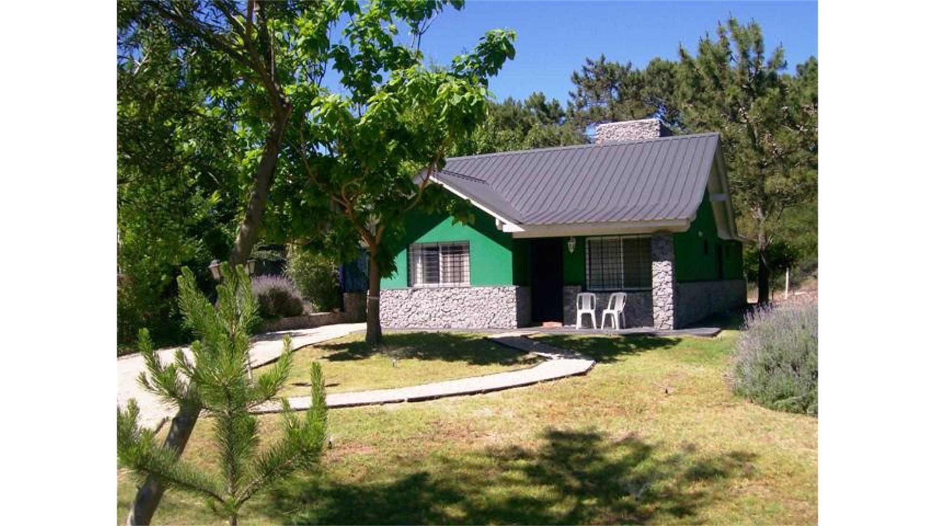 Chalet  3 Amb con cochera en " LAS GAVIOTAS"