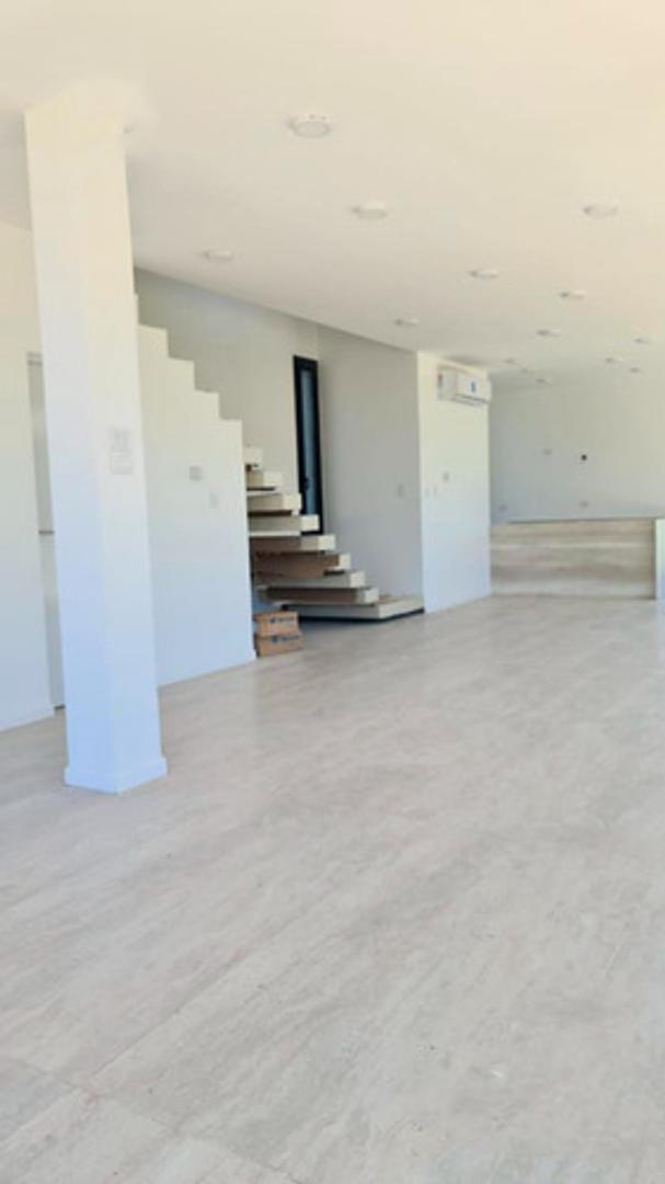 Casa en Alquiler A Estrenar