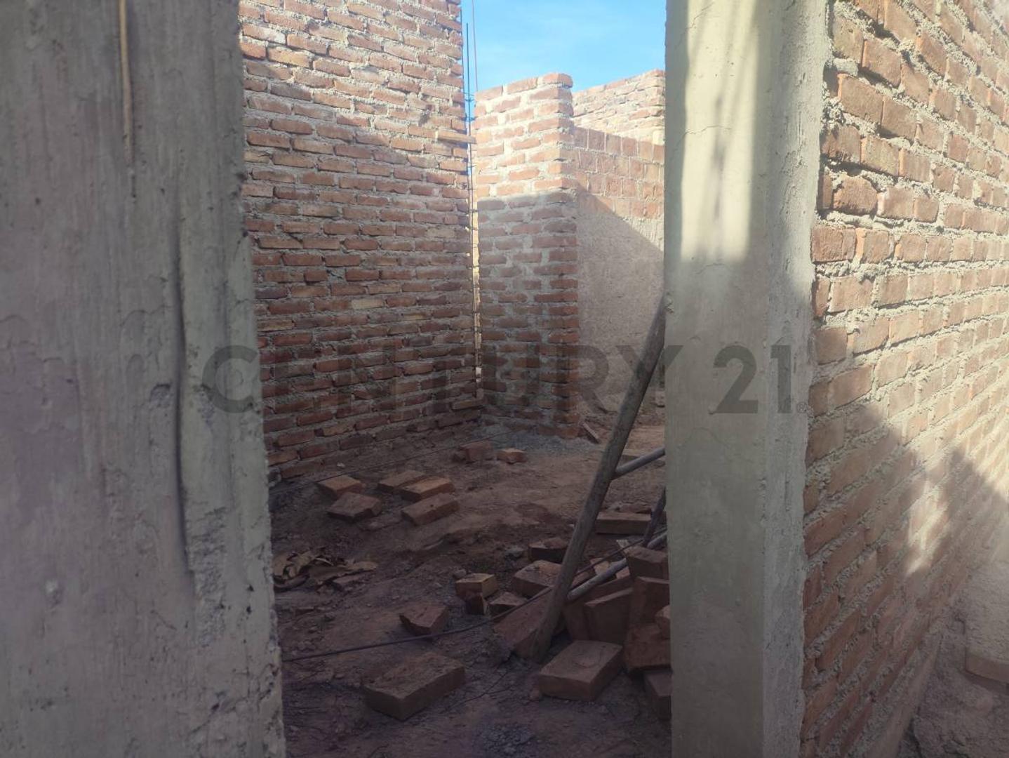 Oficina 4 ambientes con 1 baño