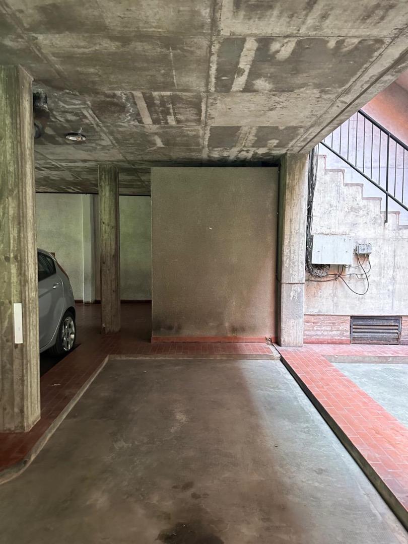 Venta cochera en San Isidro