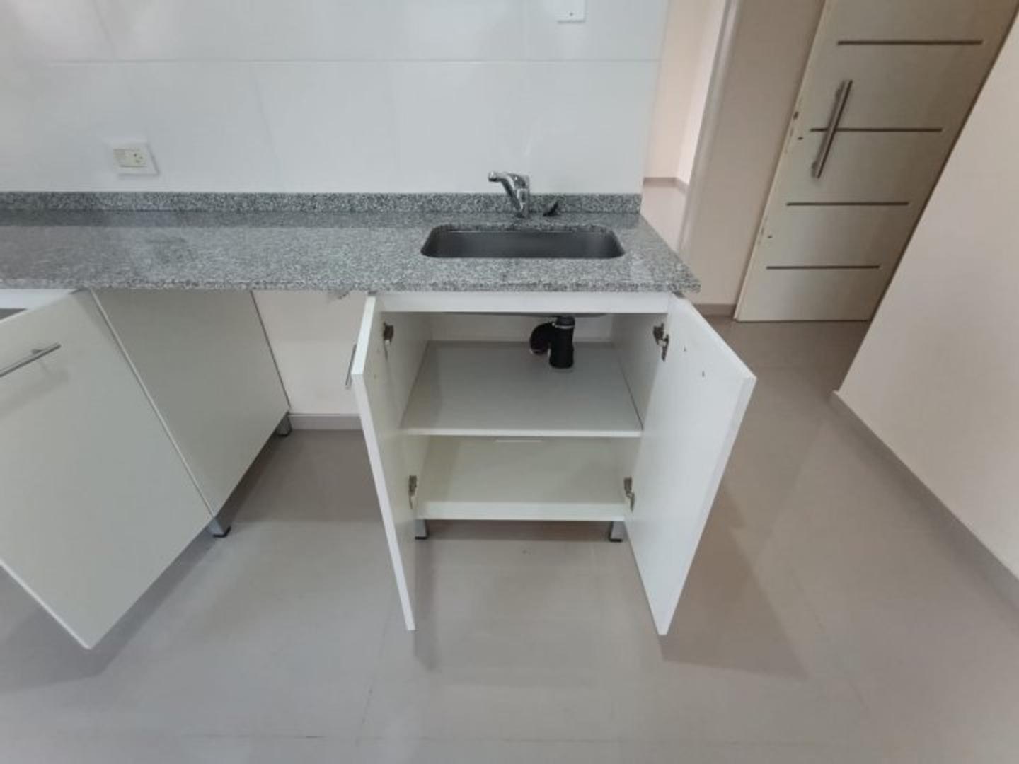 ALQ DEPTO 2 AMB. EN 2º PISO SAN MIGUEL CENTRO