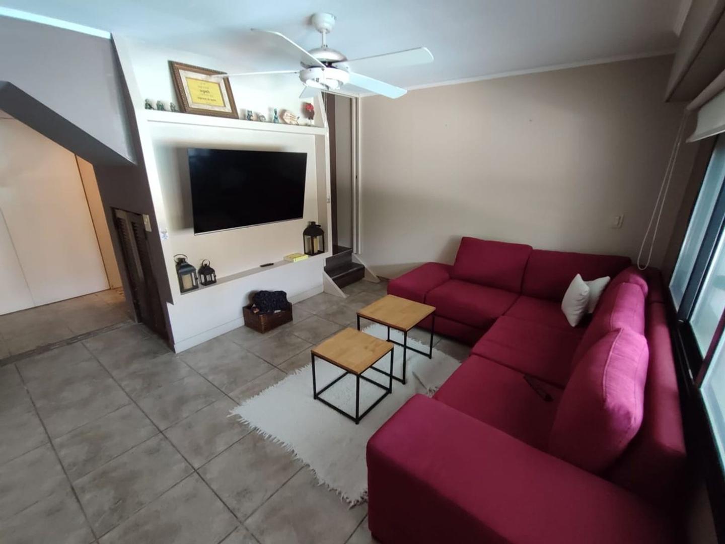 Casa en Alquiler de 3 dormitorios