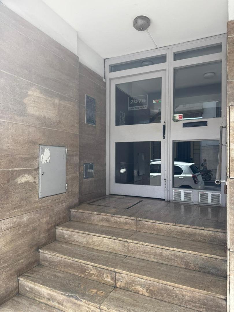 depto 1 dormitorio con balcon al contrafrente muy luminoso