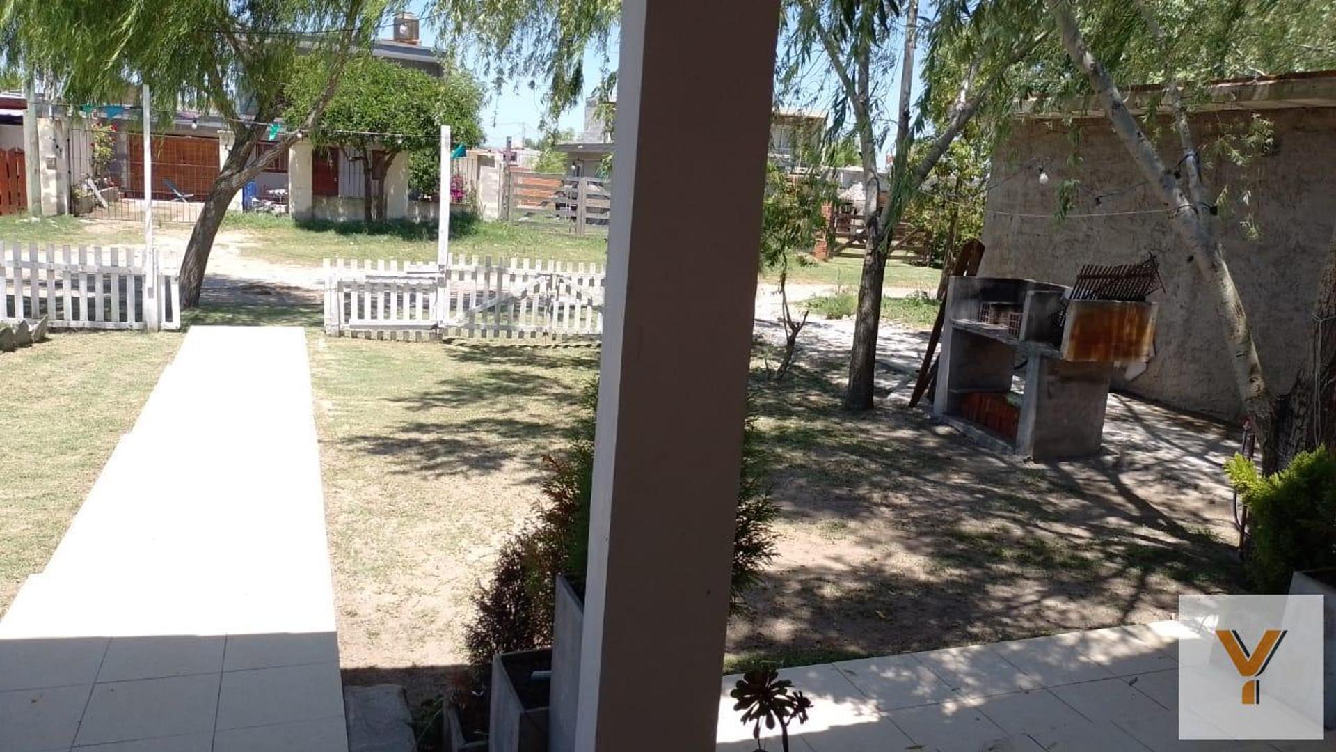 Casa en Alquiler Temporal con 1 cochera