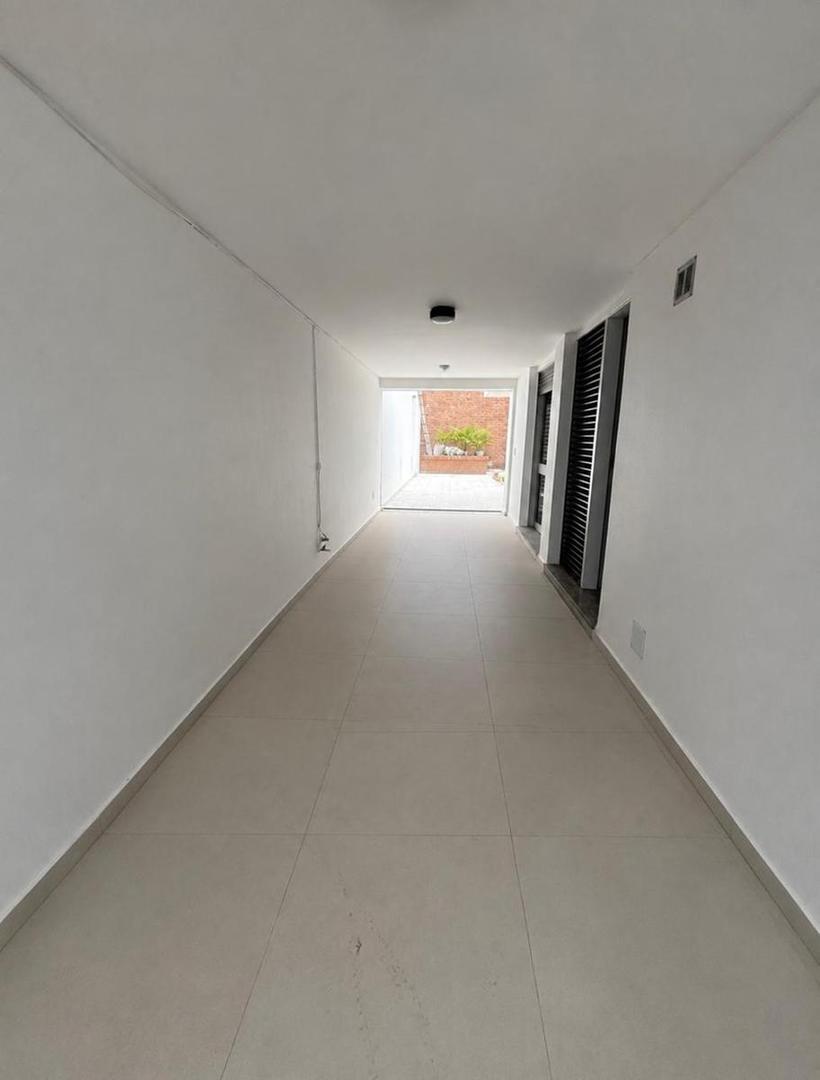 Casa en Alquiler de 4 dormitorios