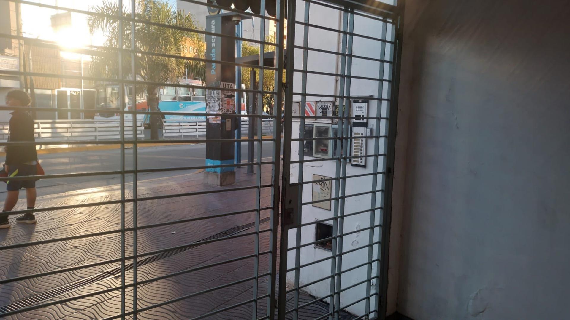 25 De Mayo 1300, Piso PB