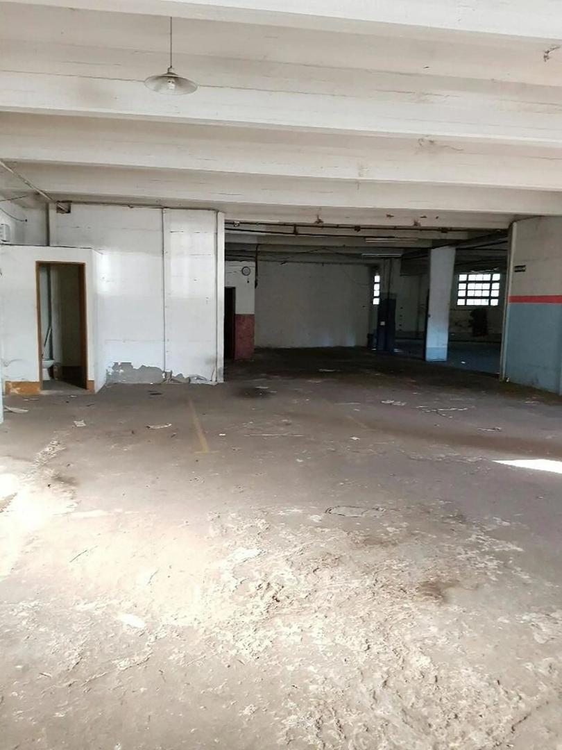 GRAN GALPON /DEPOSITO VENTA BECCAR  (METROS DE AV)