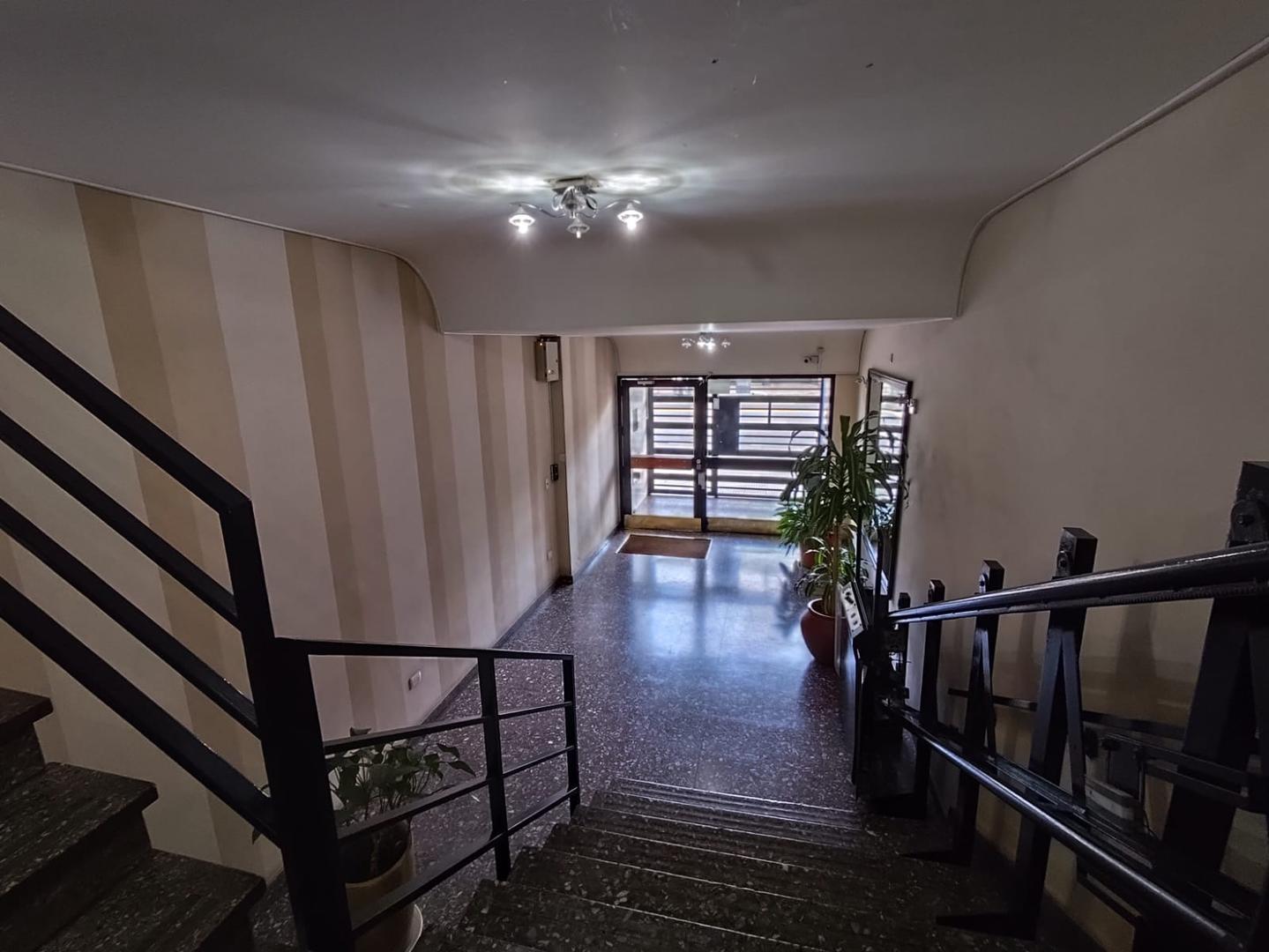 Av. San Pedrito 600 , Piso 6