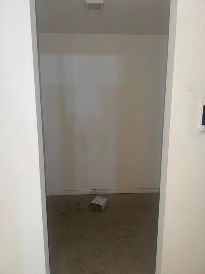 Alquiler Ecoparque Nave de deposito para uso logistico e industrial de termopanel. 1000m