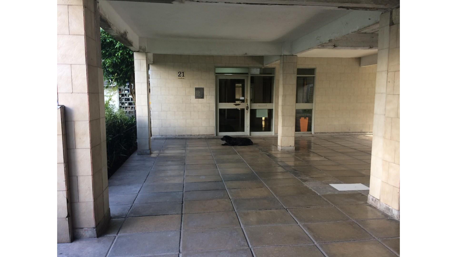 Departamento 4 ambientes con 1 baño