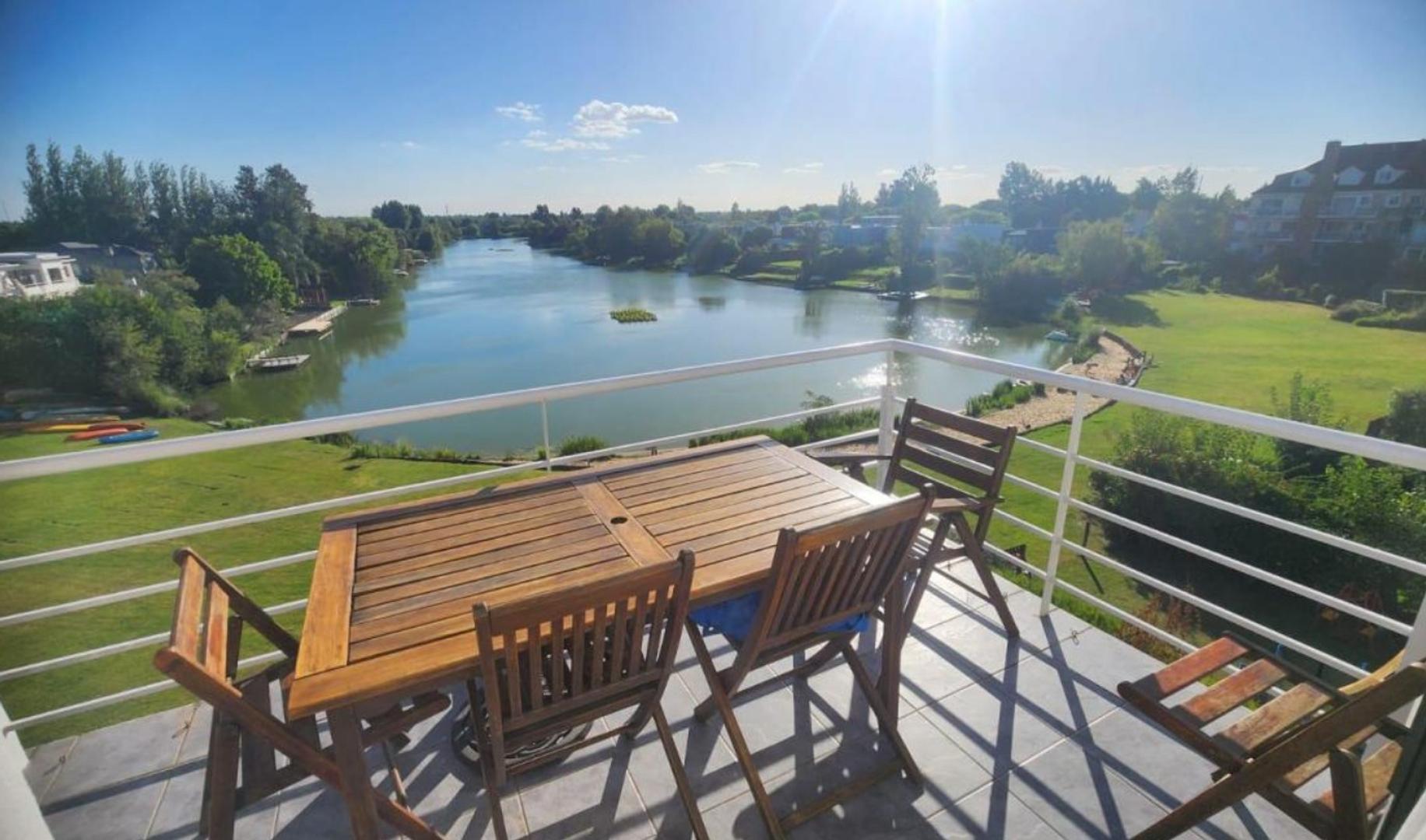 Duplex 3 Amb Cochera y Balcón Aterrazado Santa Barbara