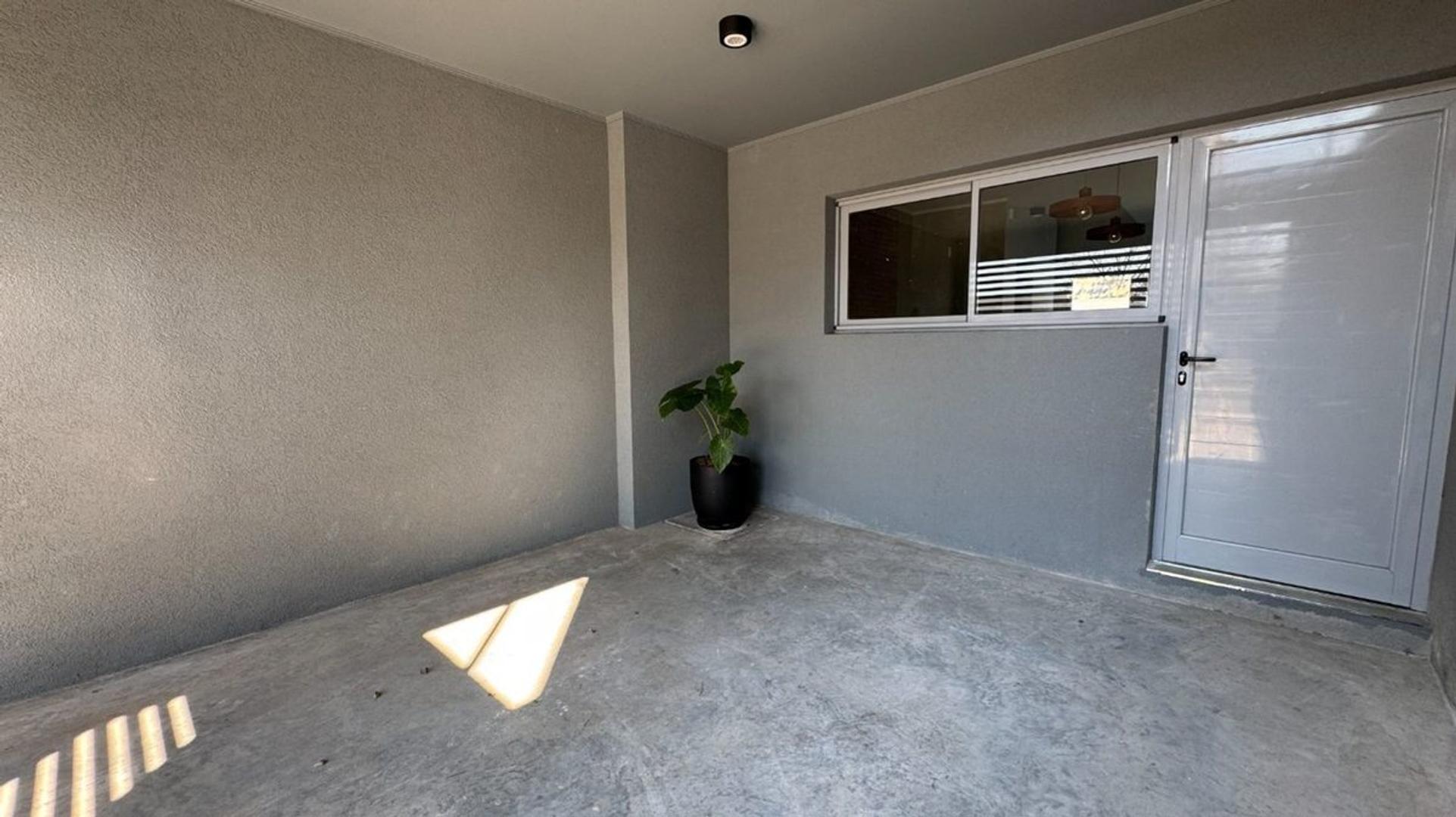 VENTA DUPLEX/2 DORM./COCHERA/Bo.Amancay