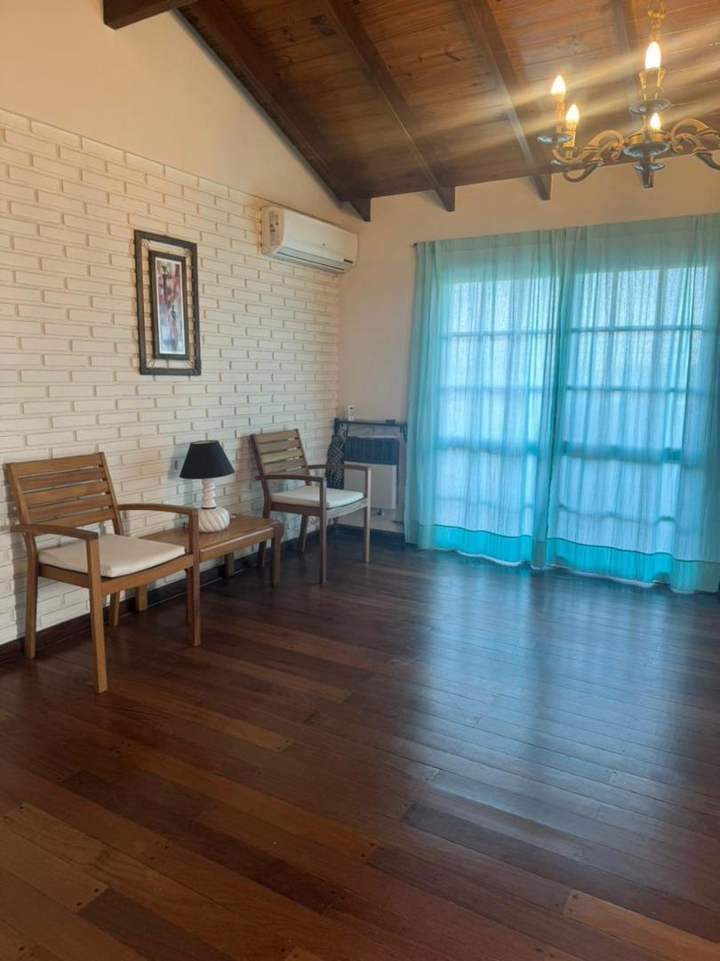 Oficinas/consultorios Calle Necochea 1138 , Piso 1