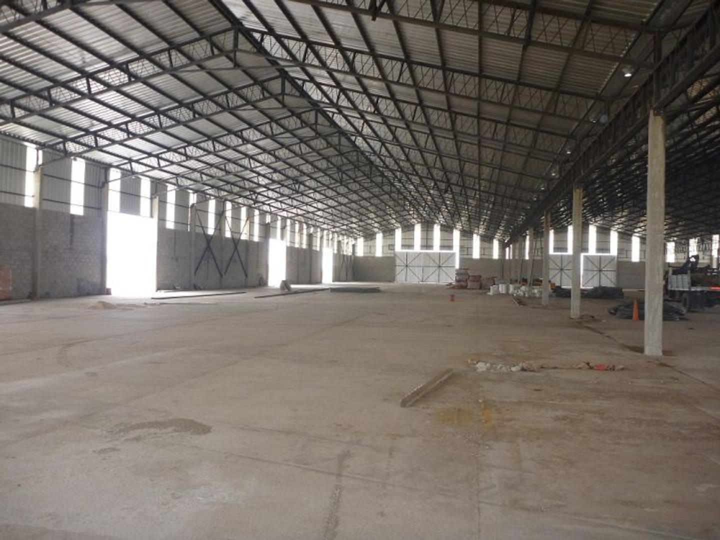 Galpon en Alquiler en Alvear, USD 15.000