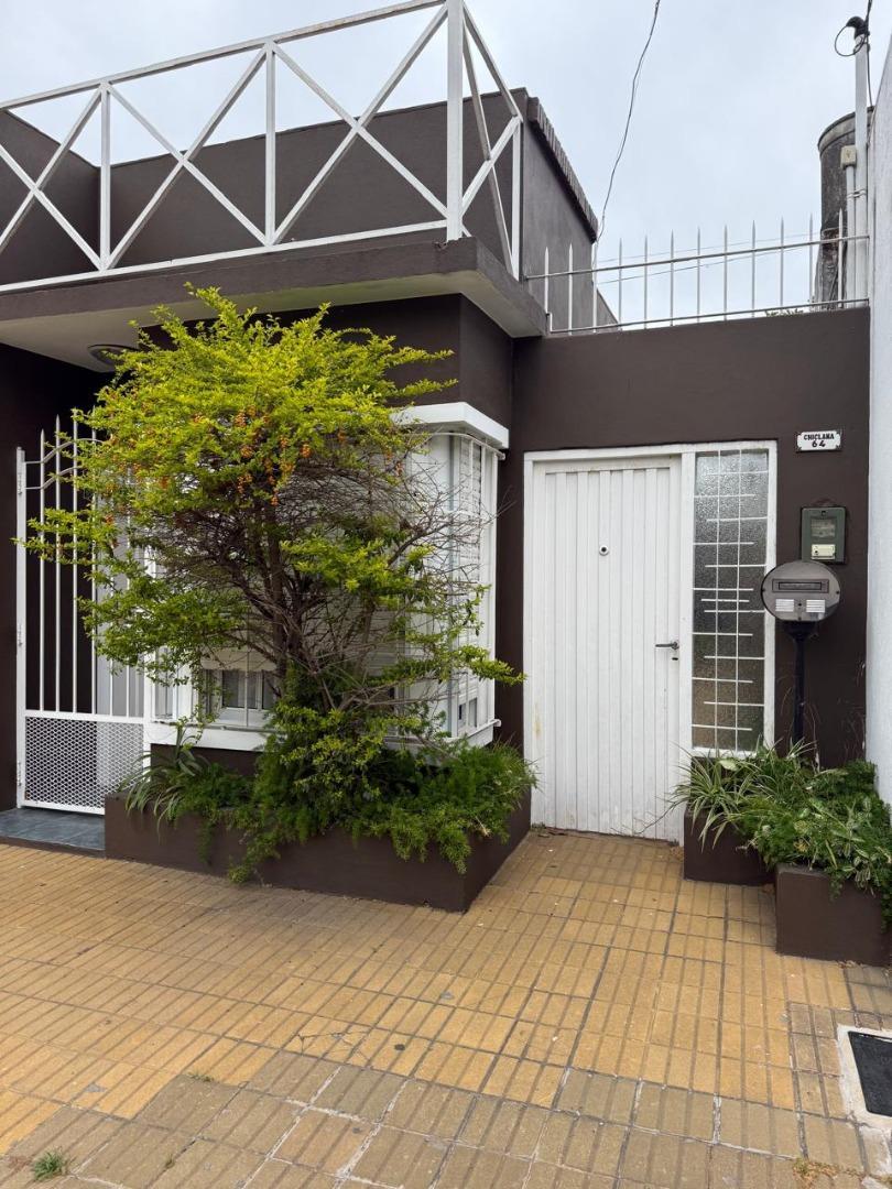 Chiclana 64 , Piso PB