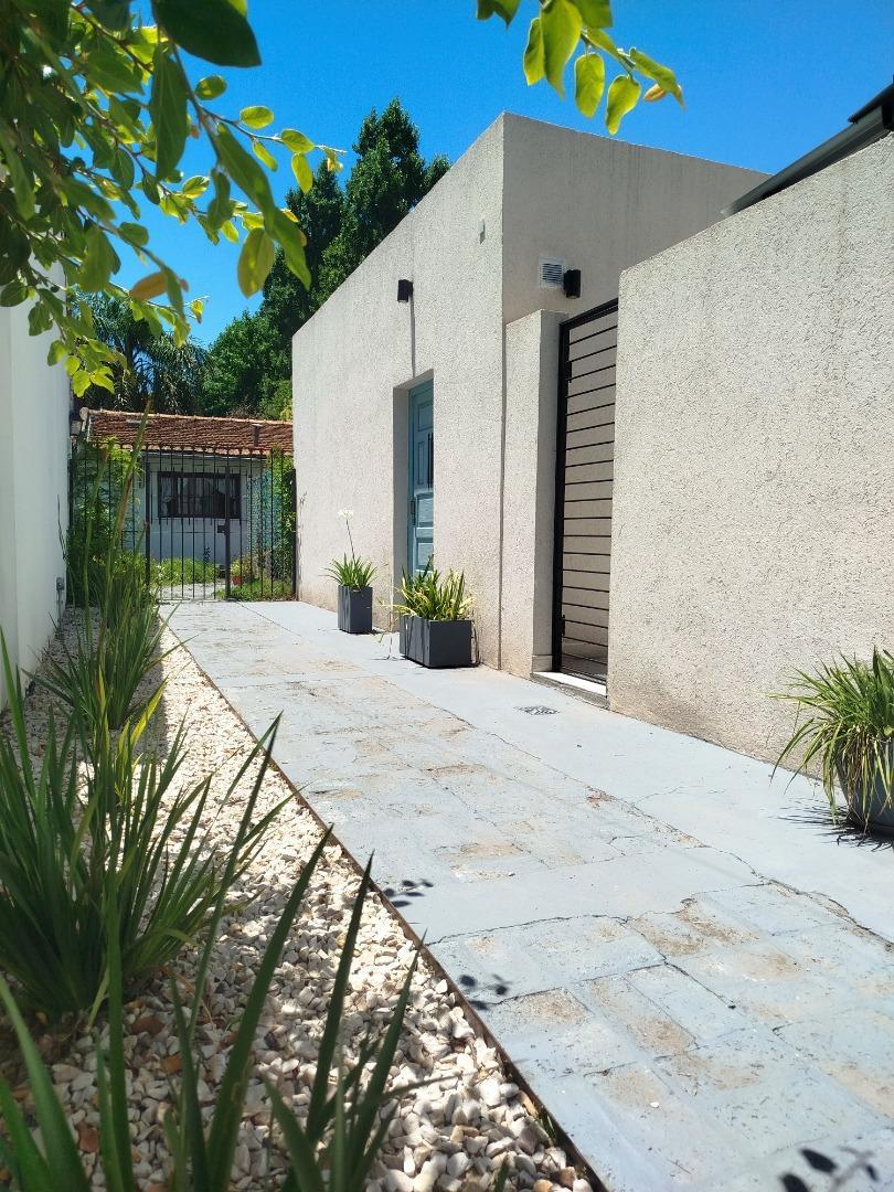 Depto Tipo Casa 3 ambientes con 1 baño