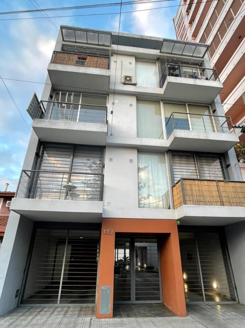 DEPARTAMENTO 2 AMBIENTES  C/COCHERA HAEDO NORTE