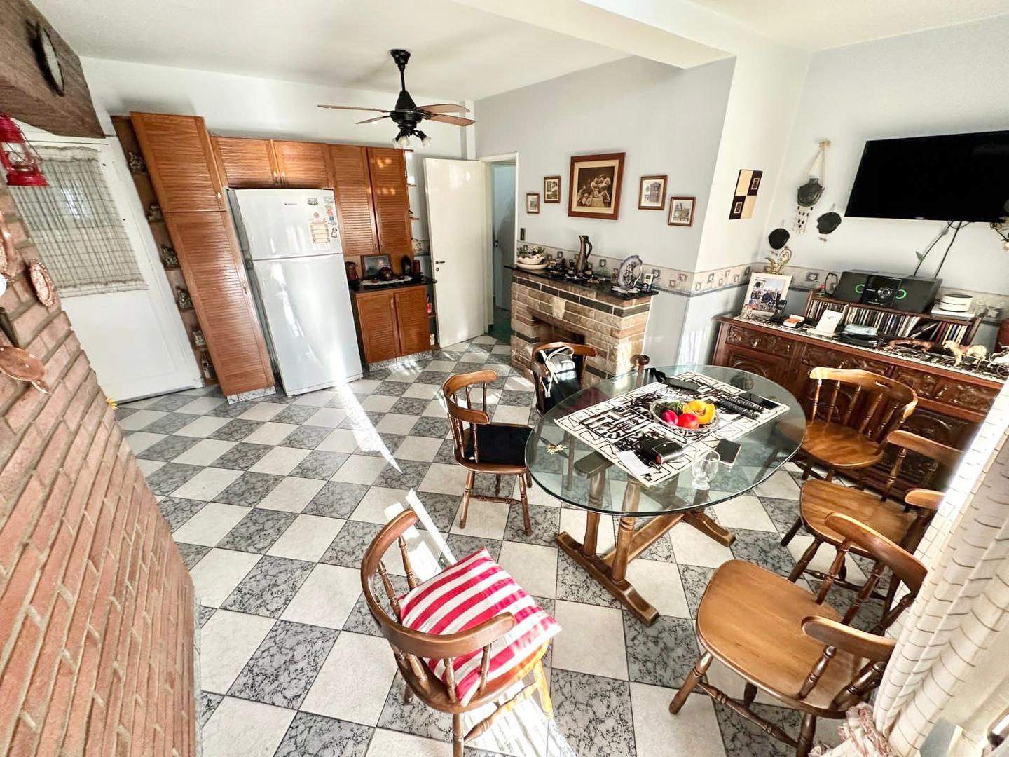 Casa en Venta en Castelar Sur, USD 200.000