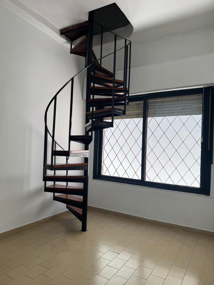 Depto Tipo Casa en Venta 50 años