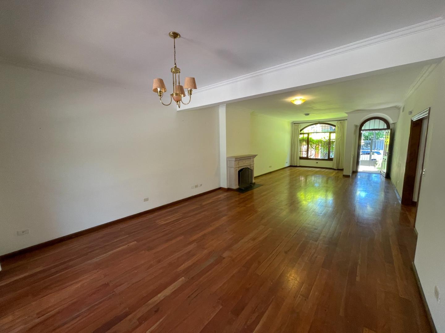 Casa en Venta en Martinez Vias / Libertador, USD 720.000