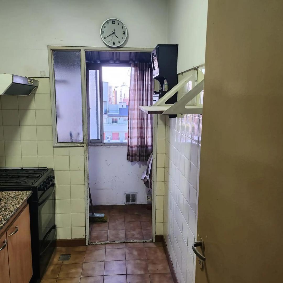 LOCAL CON PH DE 3 AMBIENTES